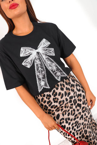 Don't Bow There - Black White Lace Bow Graphic T-Shirt