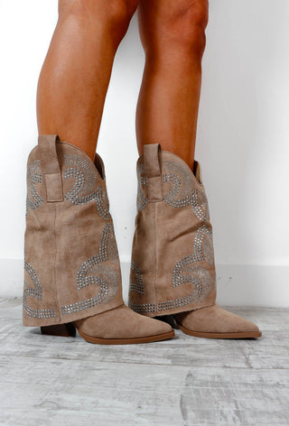 Ride And Shine - Beige Diamante Pointy Western Cowboy Boots