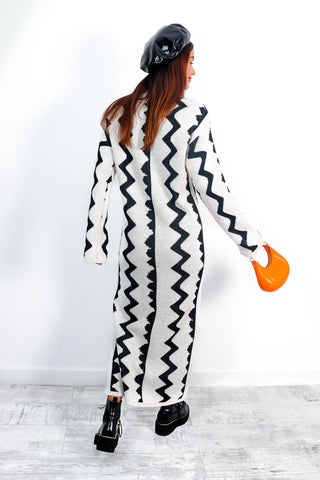 Zig-A-Zig Ah - Cream Black Printed Knitted Maxi Dress